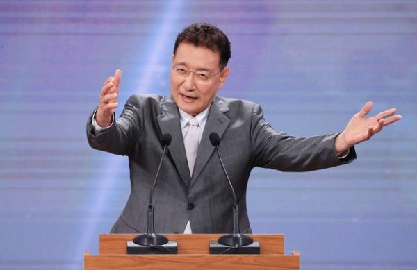 金投策略 涉嫌大罢免亮票今出庭，赵少康否认指控：劳师动众浪费司法资源